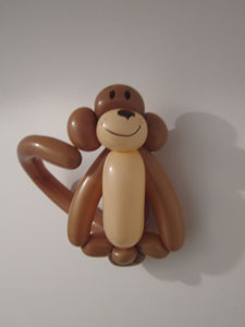 singe-sculpture-de-ballonl